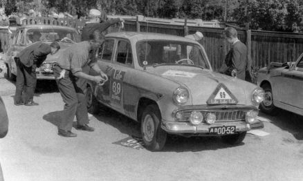 Vladimir Loktionov i Vadim Egorov – Moskwicz 403. 